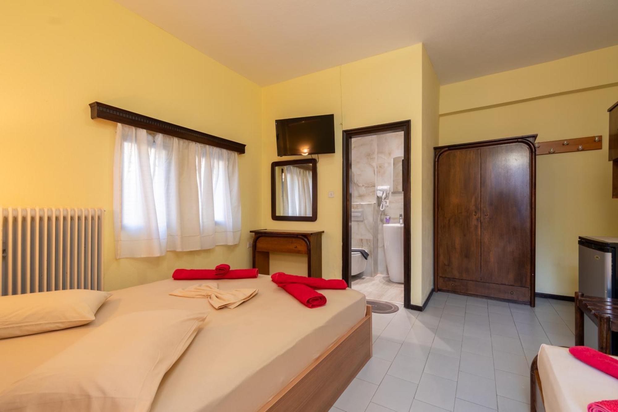 Hotel Petunia Neos Marmaras Buitenkant foto